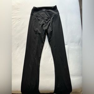 black crossover leggings
